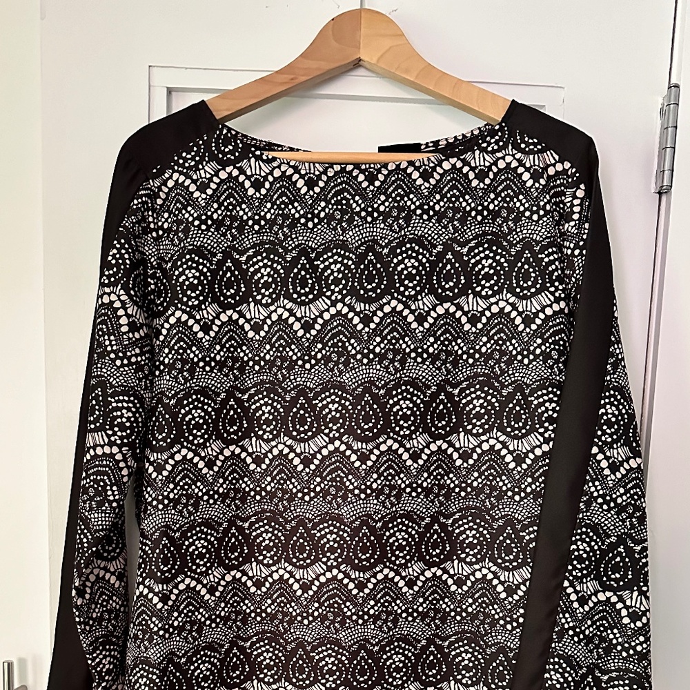 Lace-print Blush/ Black Long Sleeves Dress w/ Pockets - Size L